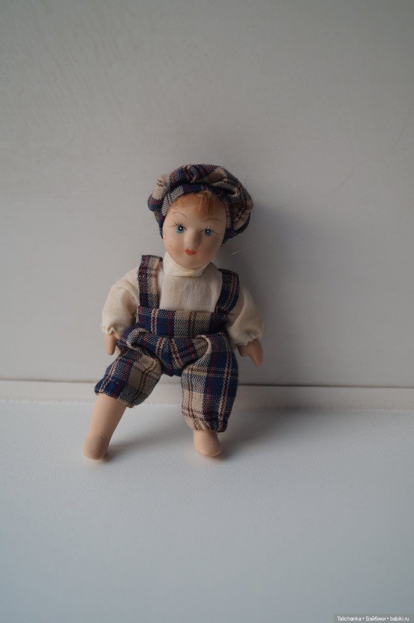 Четвёртая выписка ноября Ремонт сломанной ножки фарфорочки Большой ремонт ГДРчика: заклеиваем разрыв рта полный ремонт глаз: