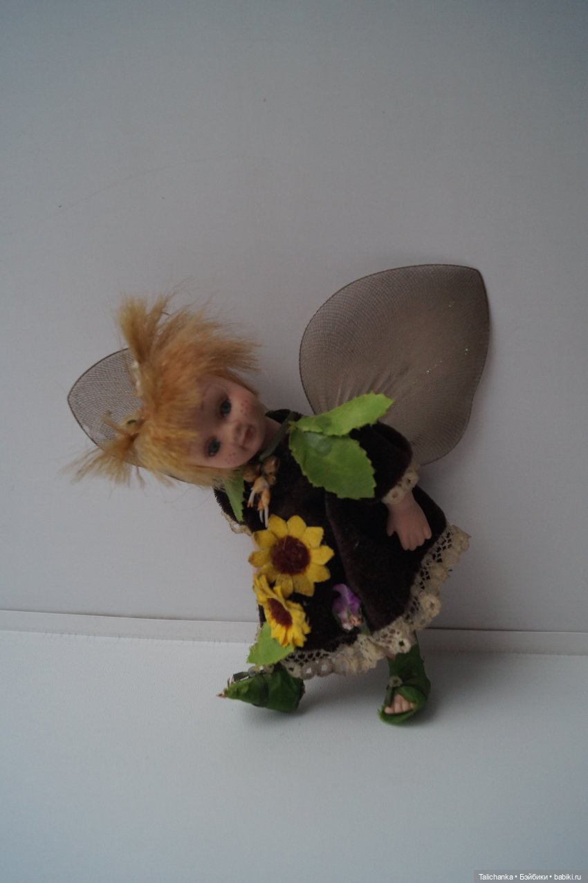 Первая выписка декабря Санта обрёл новые рукавицы Верблюду вернули былую яркую окраску Фарфорочке перетянули резинки Лепим