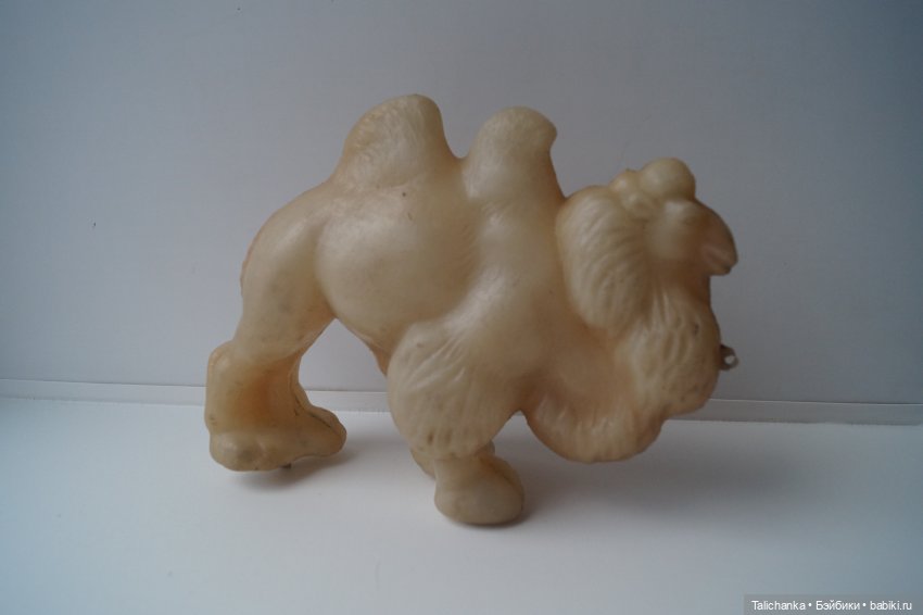 Первая выписка декабря Санта обрёл новые рукавицы Верблюду вернули былую яркую окраску Фарфорочке перетянули резинки Лепим