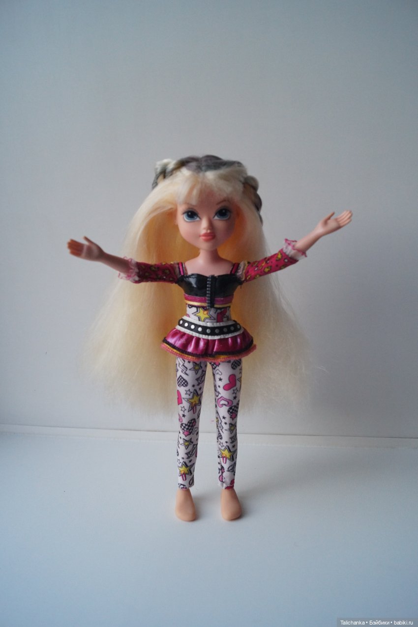 Первая выписка декабря Санта обрёл новые рукавицы Верблюду вернули былую яркую окраску Фарфорочке перетянули резинки Лепим