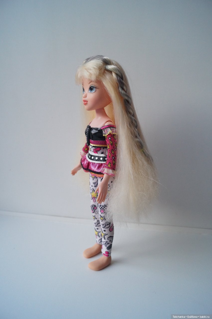 Первая выписка декабря Санта обрёл новые рукавицы Верблюду вернули былую яркую окраску Фарфорочке перетянули резинки Лепим