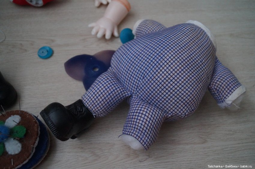 Первая выписка января Карлсончики выздоровели Алисе вывели следы ручки на лице Барби снова красавица