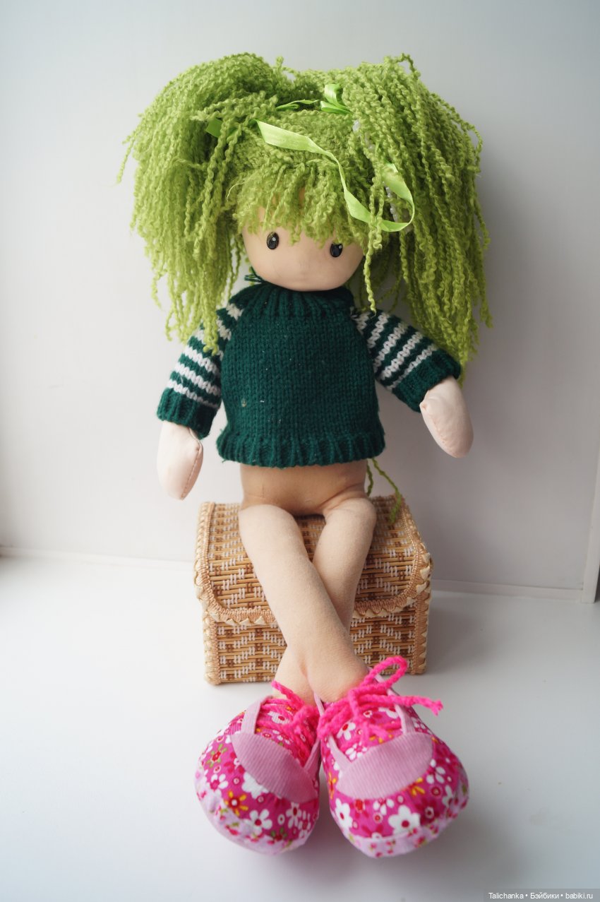 Вторая выписка февраля Переобуваем мягкую девочку Ремонт поющей сойки Выводим розовые пятна на пупсике Восстановление