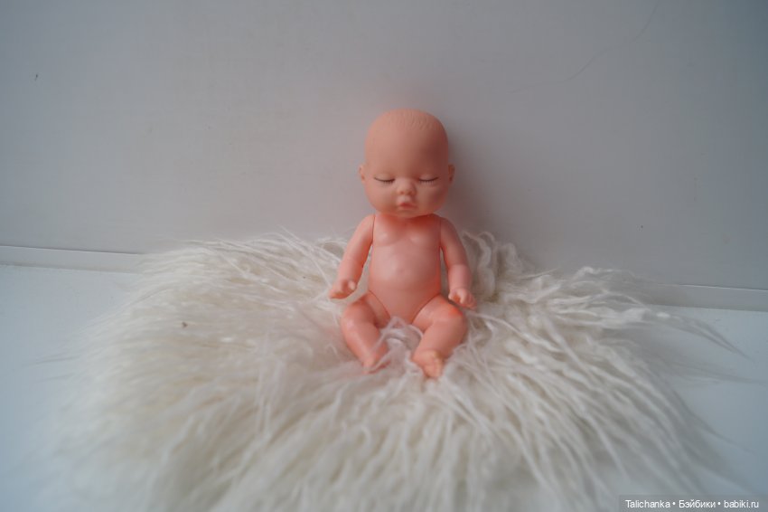 Вторая выписка февраля Переобуваем мягкую девочку Ремонт поющей сойки Выводим розовые пятна на пупсике Восстановление