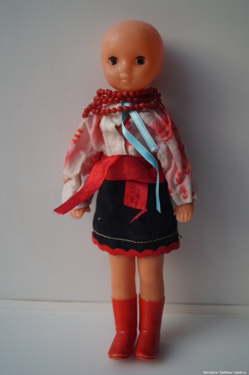 Вторая выписка февраля Переобуваем мягкую девочку Ремонт поющей сойки Выводим розовые пятна на пупсике Восстановление