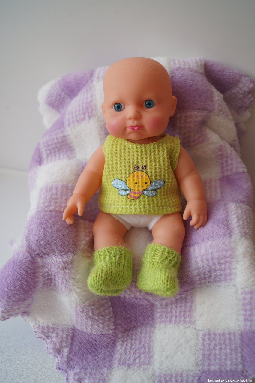 Третья выписка февраля снова вышиванка уже для мальчика Выводим базироном почеркушки Лив Алексис снова красавица