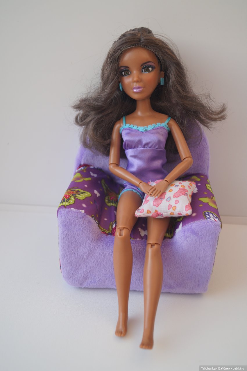 Третья выписка февраля снова вышиванка уже для мальчика Выводим базироном почеркушки Лив Алексис снова красавица