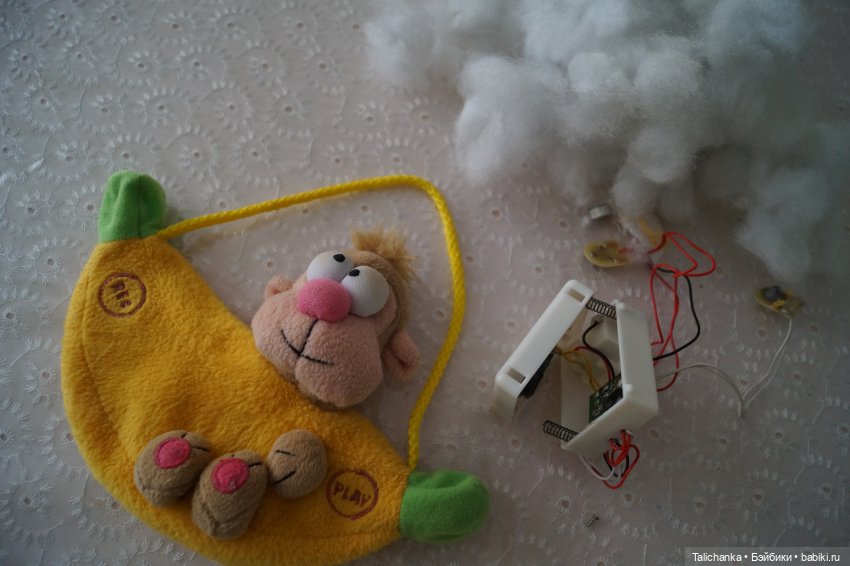 Третья выписка февраля снова вышиванка уже для мальчика Выводим базироном почеркушки Лив Алексис снова красавица