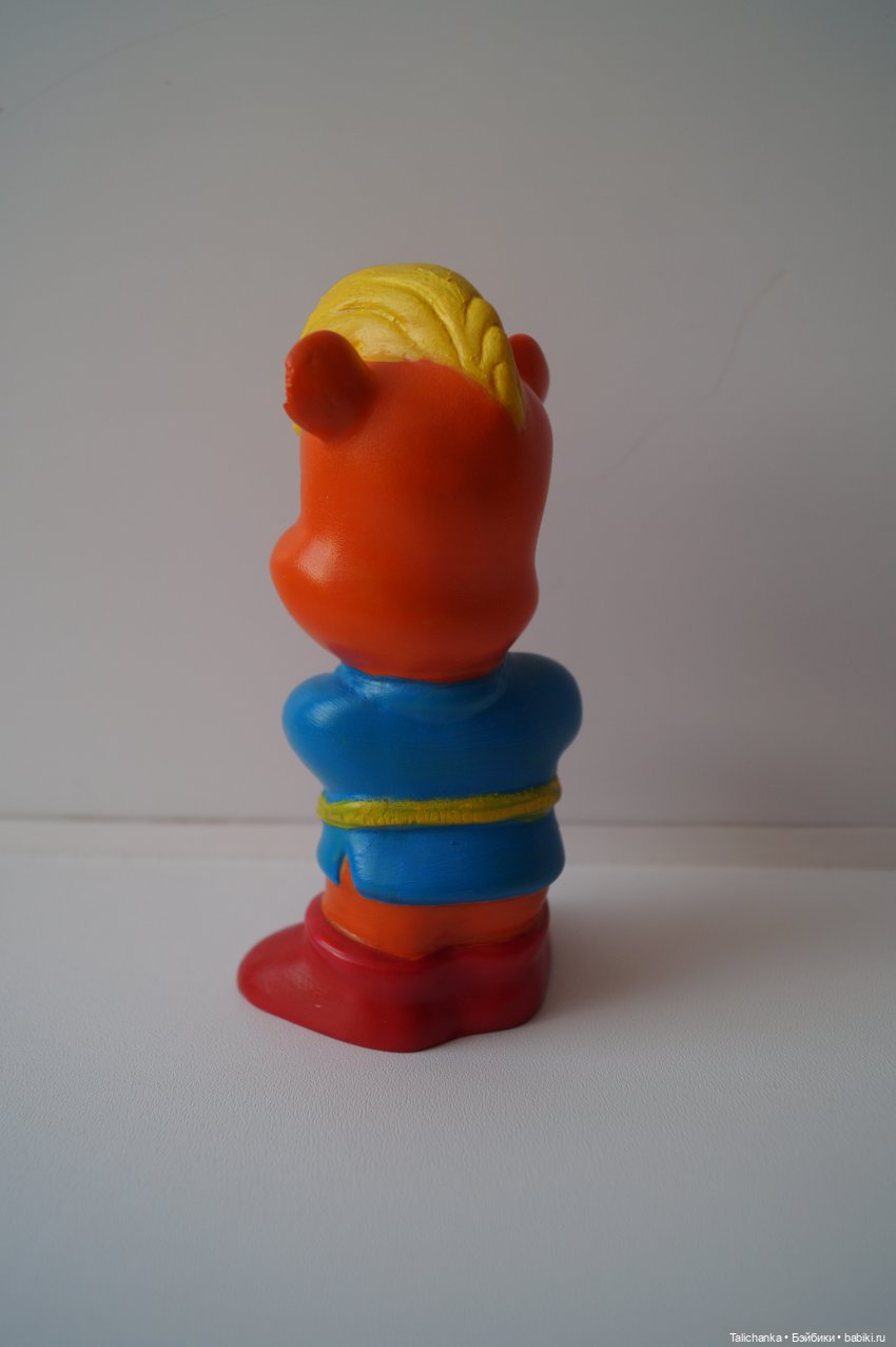 Третья выписка февраля снова вышиванка уже для мальчика Выводим базироном почеркушки Лив Алексис снова красавица