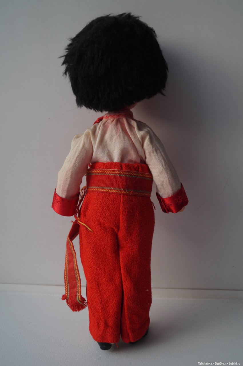 Третья выписка февраля снова вышиванка уже для мальчика Выводим базироном почеркушки Лив Алексис снова красавица