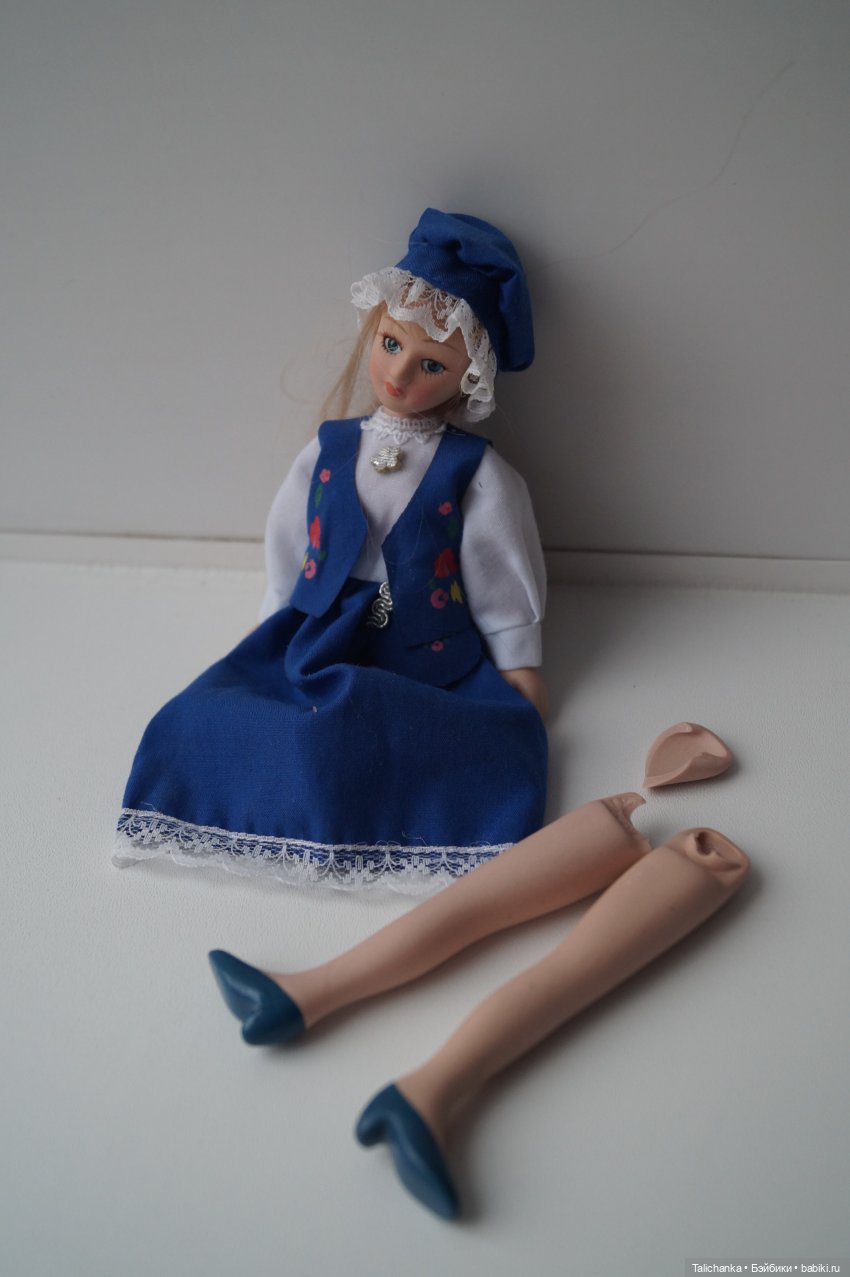 Вторая выписка марта Шурочка ф-ки Победа стала школьницей Снова в работе клей+сода: лечим шейку пупса Ремонт ножек