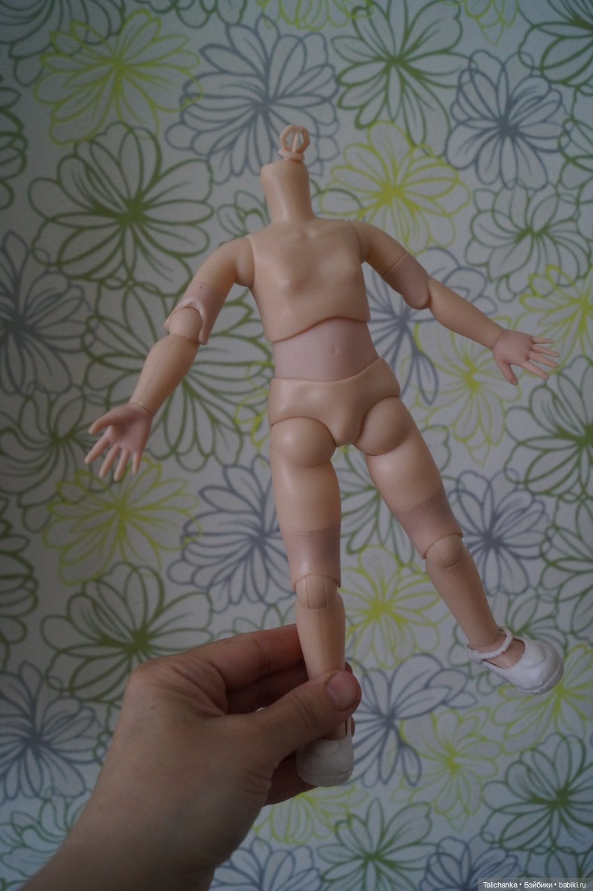 Вторая выписка марта Шурочка ф-ки Победа стала школьницей Снова в работе клей+сода: лечим шейку пупса Ремонт ножек