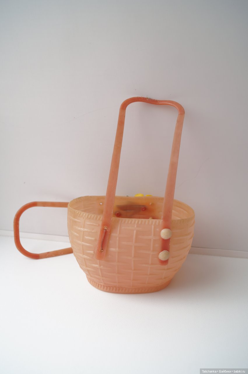 Третья выписка марта Ремонт советской корзинки Полная прошивка кудряшками малютки Лечение клоуна Царевна Соня стала