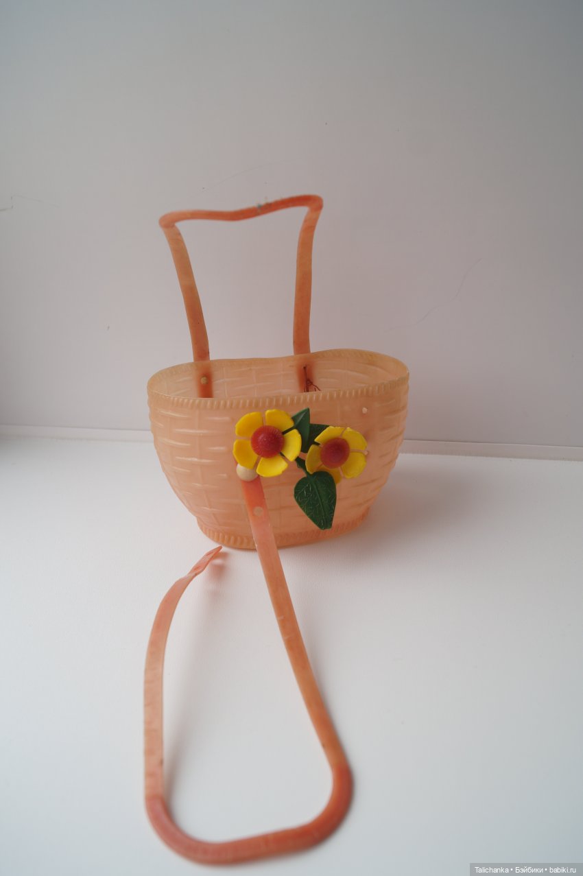 Третья выписка марта Ремонт советской корзинки Полная прошивка кудряшками малютки Лечение клоуна Царевна Соня стала