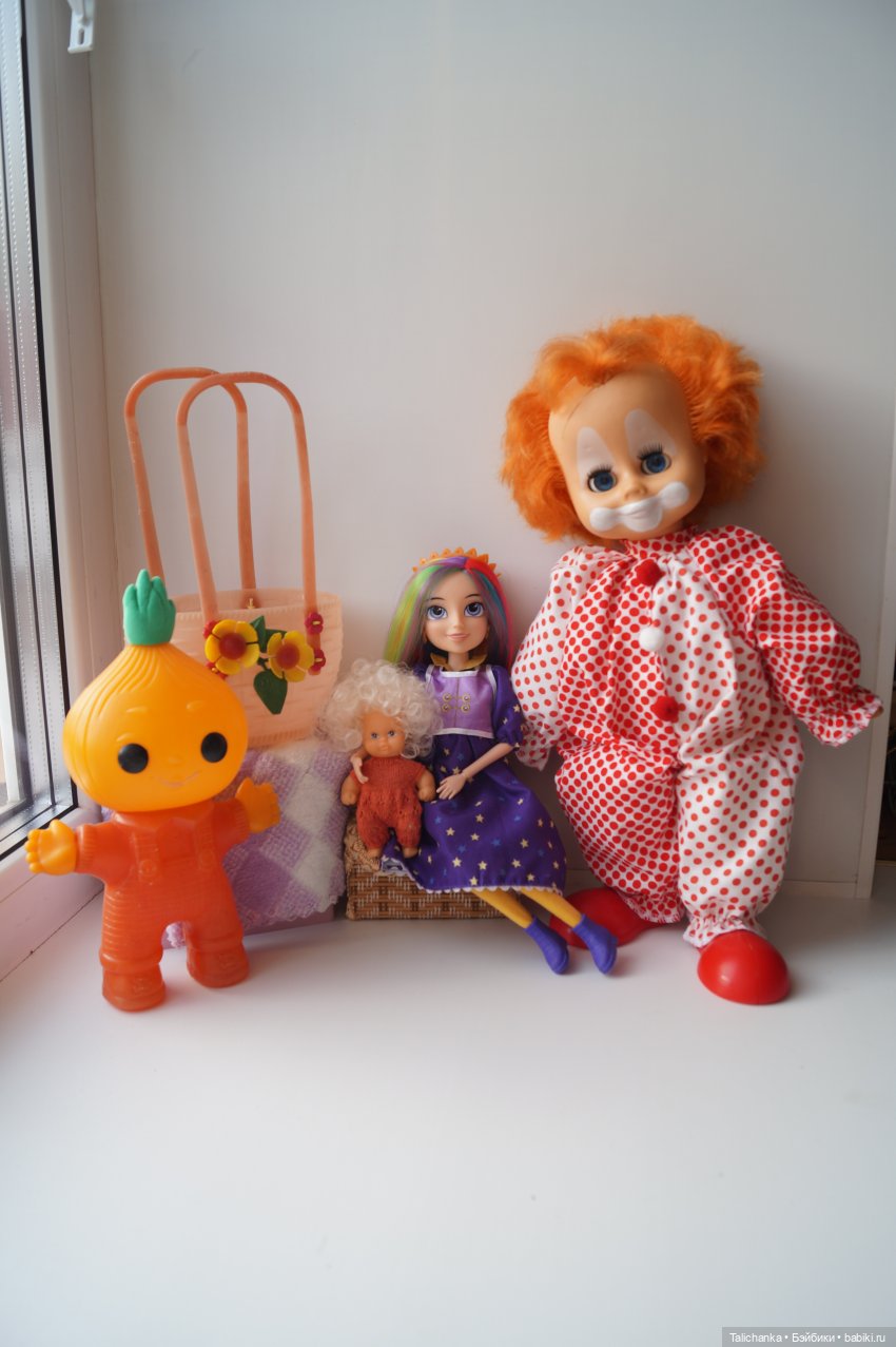 Третья выписка марта Ремонт советской корзинки Полная прошивка кудряшками малютки Лечение клоуна Царевна Соня стала