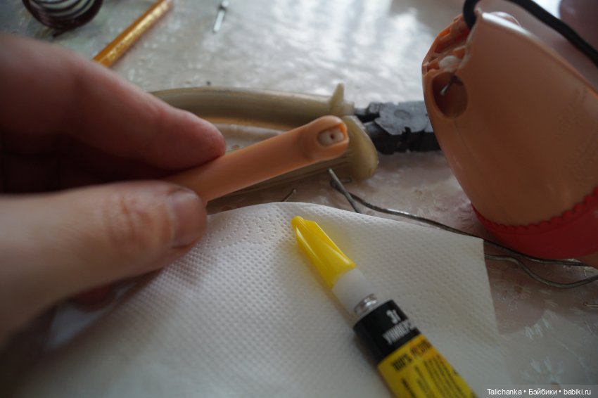 Вторая выписка апреля Сломанная на части Лалалупси выздоровела Полная прошивка негритяночки Вытягиваем короткую ногу ГДРочки