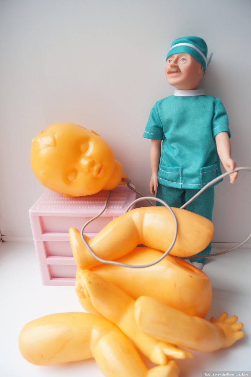 Первая майская выписка Полная прошивка кудряшками Ремонт тазобедренного сустава Варка белого пупса