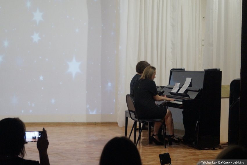 Четвёртая выписка мая - необычная Рождение малышей Отчётный концерт проекта Две звезды