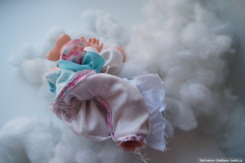 Вторая выписка июня Собрались куколки из разных посылок Мишеньке вернула зрение и мягкость шубки Рождение ДенискиКругозор