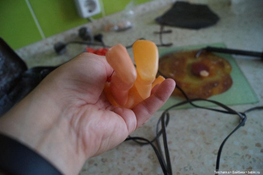 Третья выписка июня Малыш фабрики HAMIRO выздоровел Белоснежка и зомби поправили здоровье в санатории китайская девочка