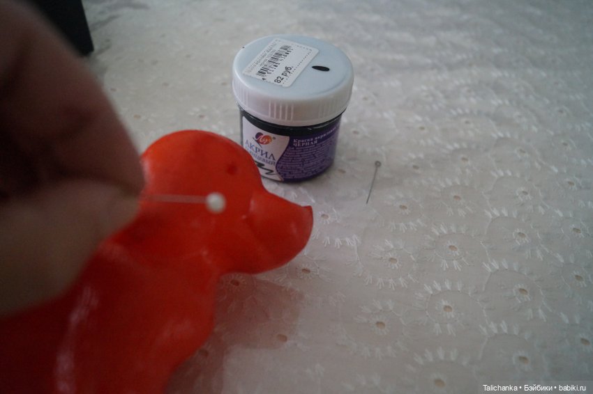 Первая выписка августа Паяю шейное крепление белого медведя и оторванный диск Ленигрушки Ремонт мебели и детской переноски