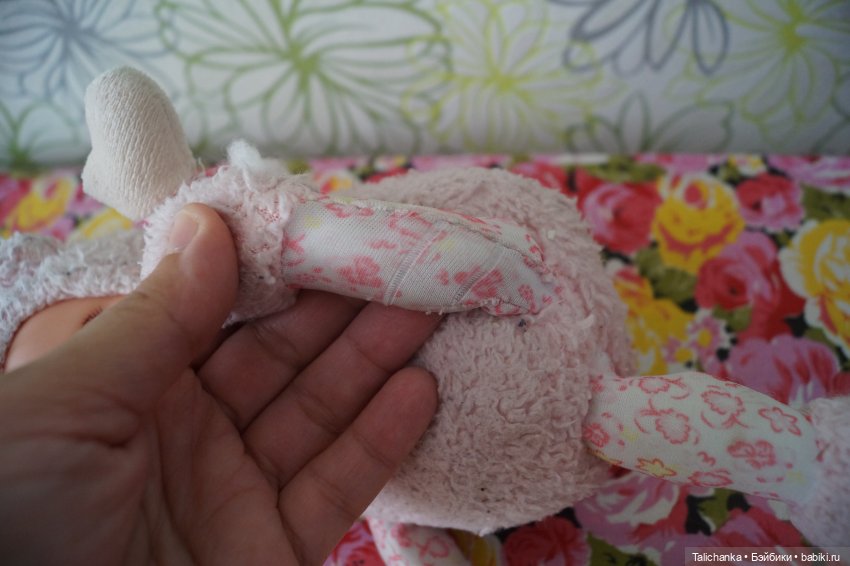 Третья выписка августа Полная прошивка пупсика Замена ткани на руках и ногах Ремонт колеса Молнии Маккуин Наводим красоту