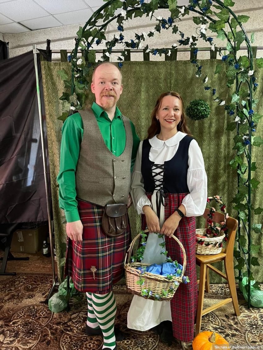 Четвёртая выписка сентября Две полные прошивки: аналог Монстр хай и аналог Челси Паричок для малютки фарфорочки + бонус: