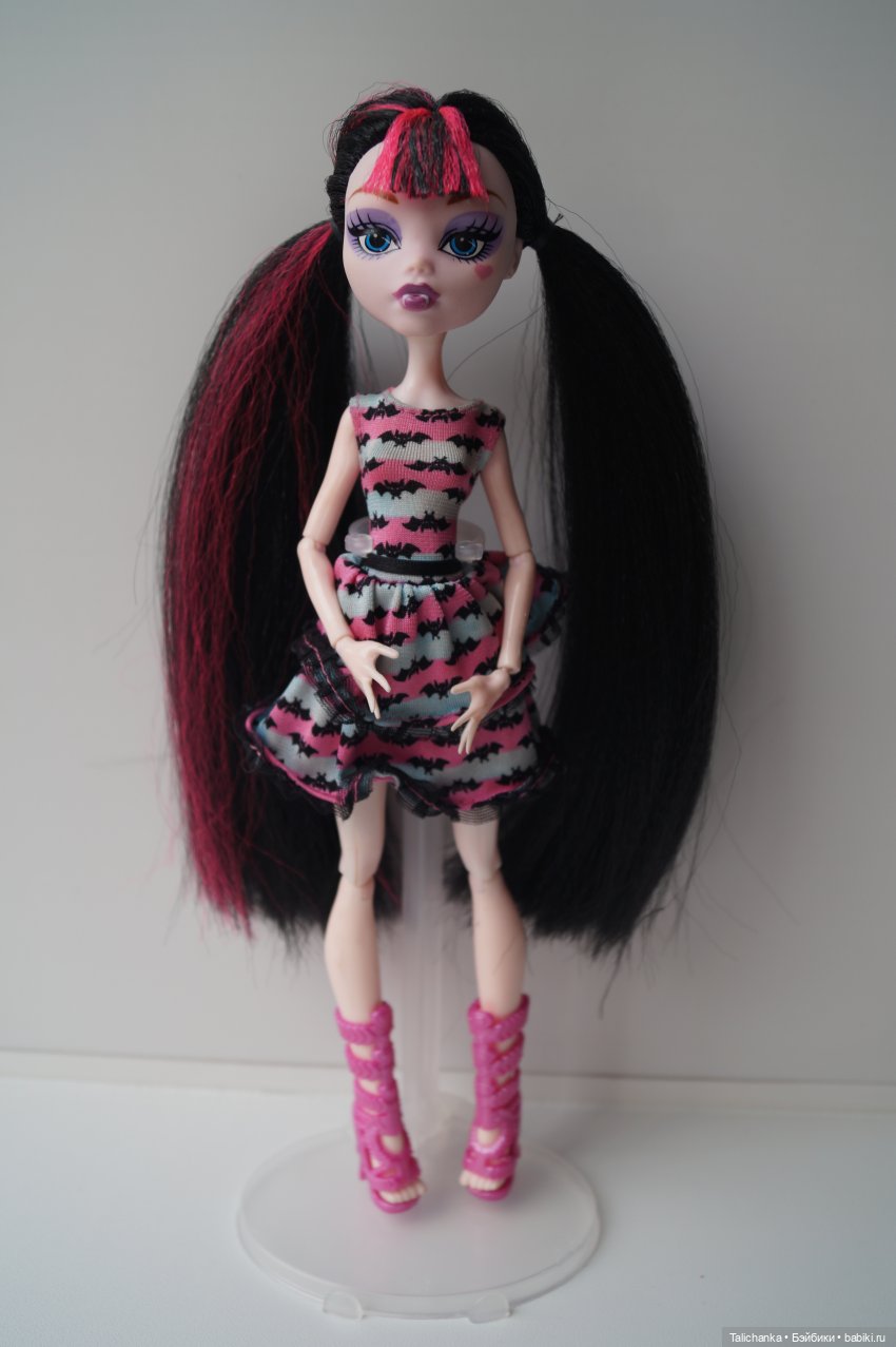 Четвёртая выписка сентября Две полные прошивки: аналог Монстр хай и аналог Челси Паричок для малютки фарфорочки + бонус: