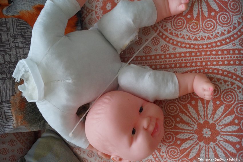 Первая выписка октября Из двух посылочек собралась целая куколка Отбеливаем глаза китайского малыша Стирка и штопка