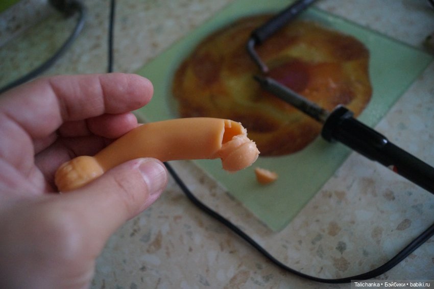 Первая выписка ноября Отбеливаем глазки от желтизны, паяем покусы на пластике, Паяем руку и голову Сигуте, Восстанавливаем