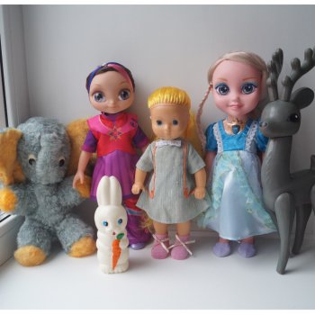 Первая выписка ноября Отбеливаем глазки от желтизны, паяем покусы на пластике, Паяем руку и голову Сигуте, Восстанавливаем волосы Вари и Оли