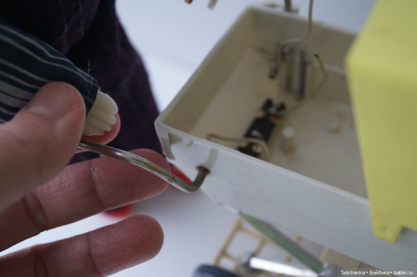 Третья выписка ноября Кирово-Чепецкая Оля в санатории, лепим ручку Дуняше-Топотушке, паяем разрыв шейного отверстия, Марите