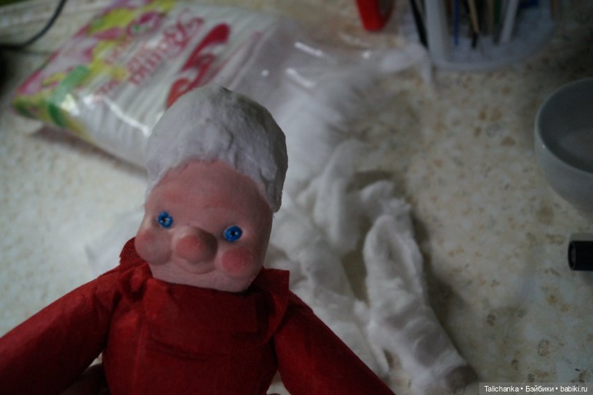 Первая выписка декабря. Лечим дедушку Мороза. Отмываем ГДРчика, чистка капсул