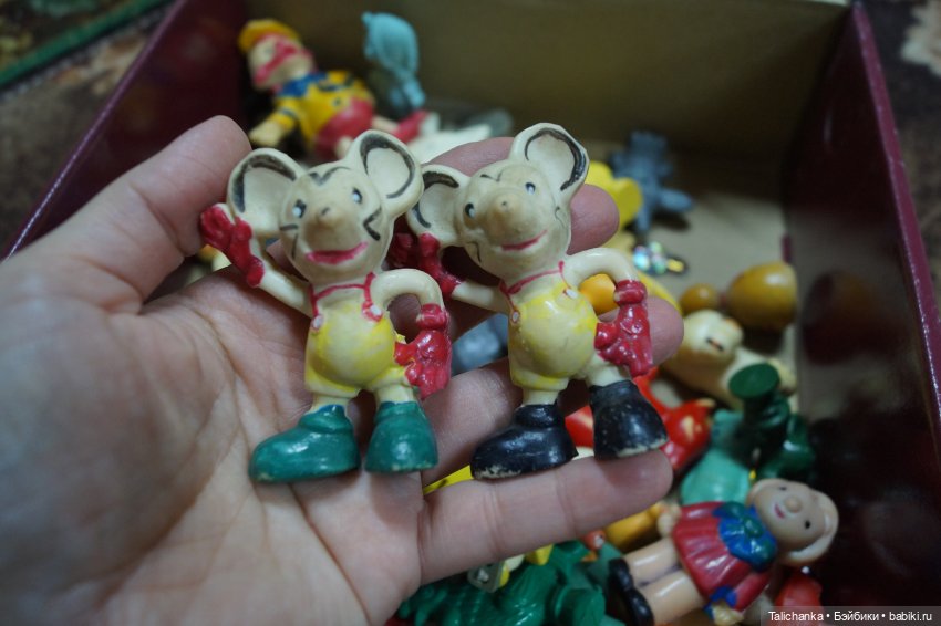 Первая выписка декабря. Лечим дедушку Мороза. Отмываем ГДРчика, чистка капсул