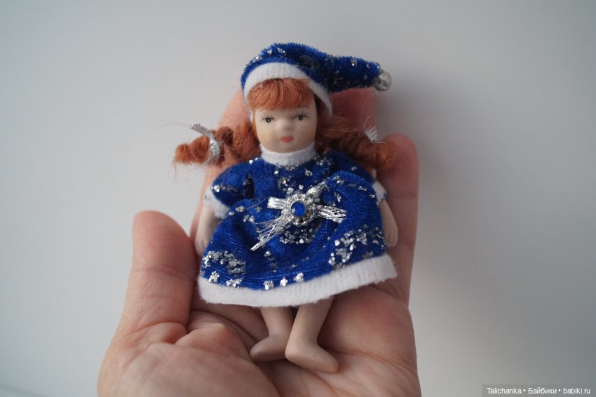 Вторая выписка декабря. Продолжаем лечить новогодних героев. Куколка СССР получила паричок, выравниваем длину ножек