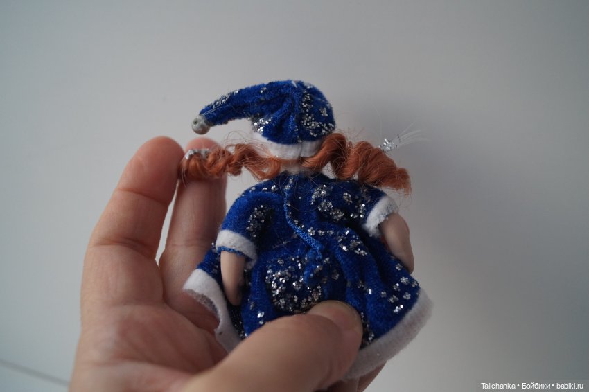 Вторая выписка декабря. Продолжаем лечить новогодних героев. Куколка СССР получила паричок, выравниваем длину ножек