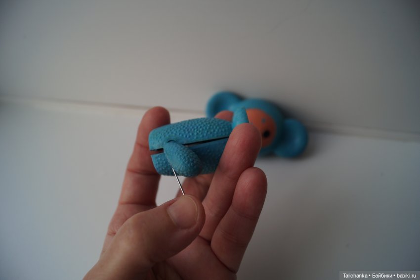 Вторая выписка декабря. Продолжаем лечить новогодних героев. Куколка СССР получила паричок, выравниваем длину ножек