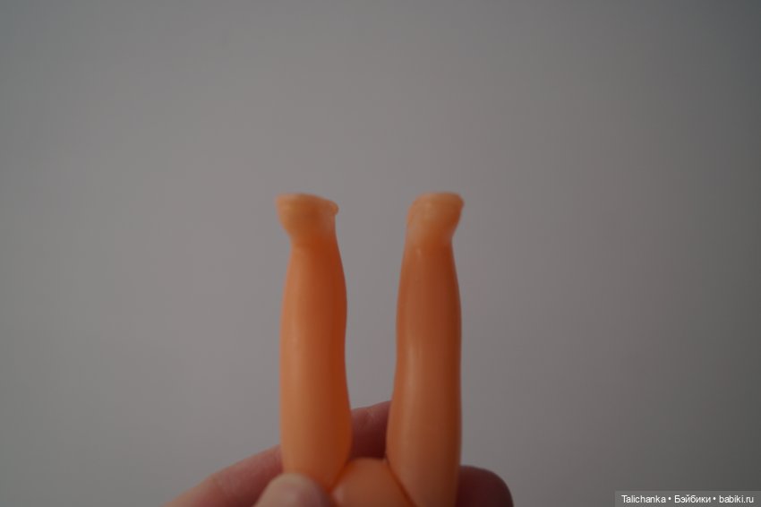 Вторая выписка декабря. Продолжаем лечить новогодних героев. Куколка СССР получила паричок, выравниваем длину ножек