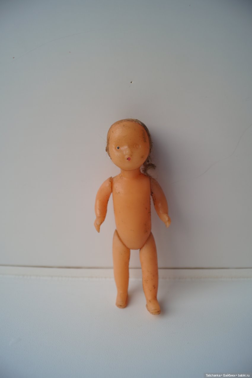 Вторая выписка декабря. Продолжаем лечить новогодних героев. Куколка СССР получила паричок, выравниваем длину ножек