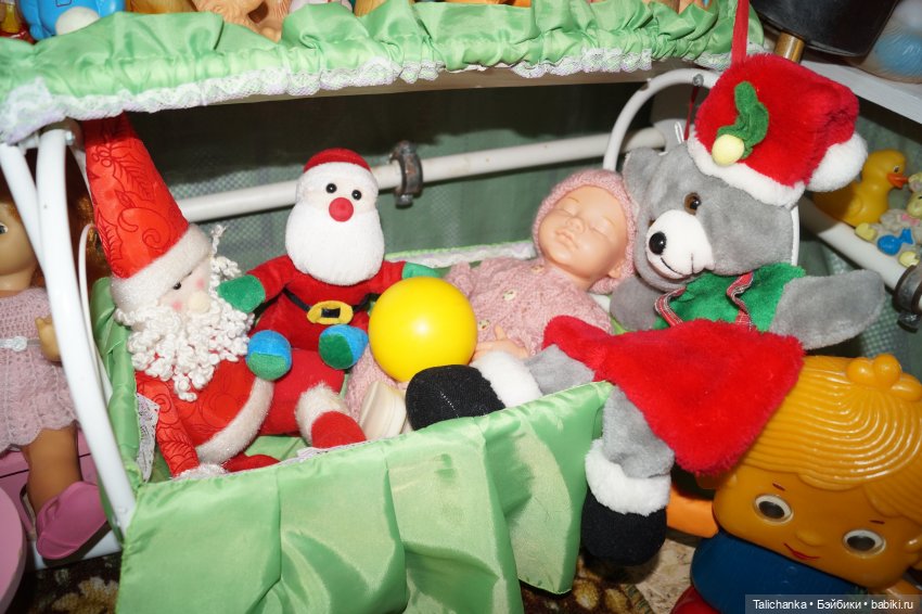 Вторая выписка декабря. Продолжаем лечить новогодних героев. Куколка СССР получила паричок, выравниваем длину ножек