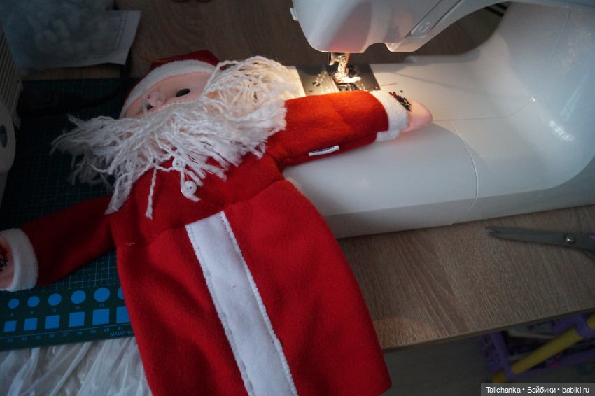 Третья выписка декабря. Рождение нового дедушки Мороза. Мягкие куколки обрели новую жизнь. Символ года стал красавцем.