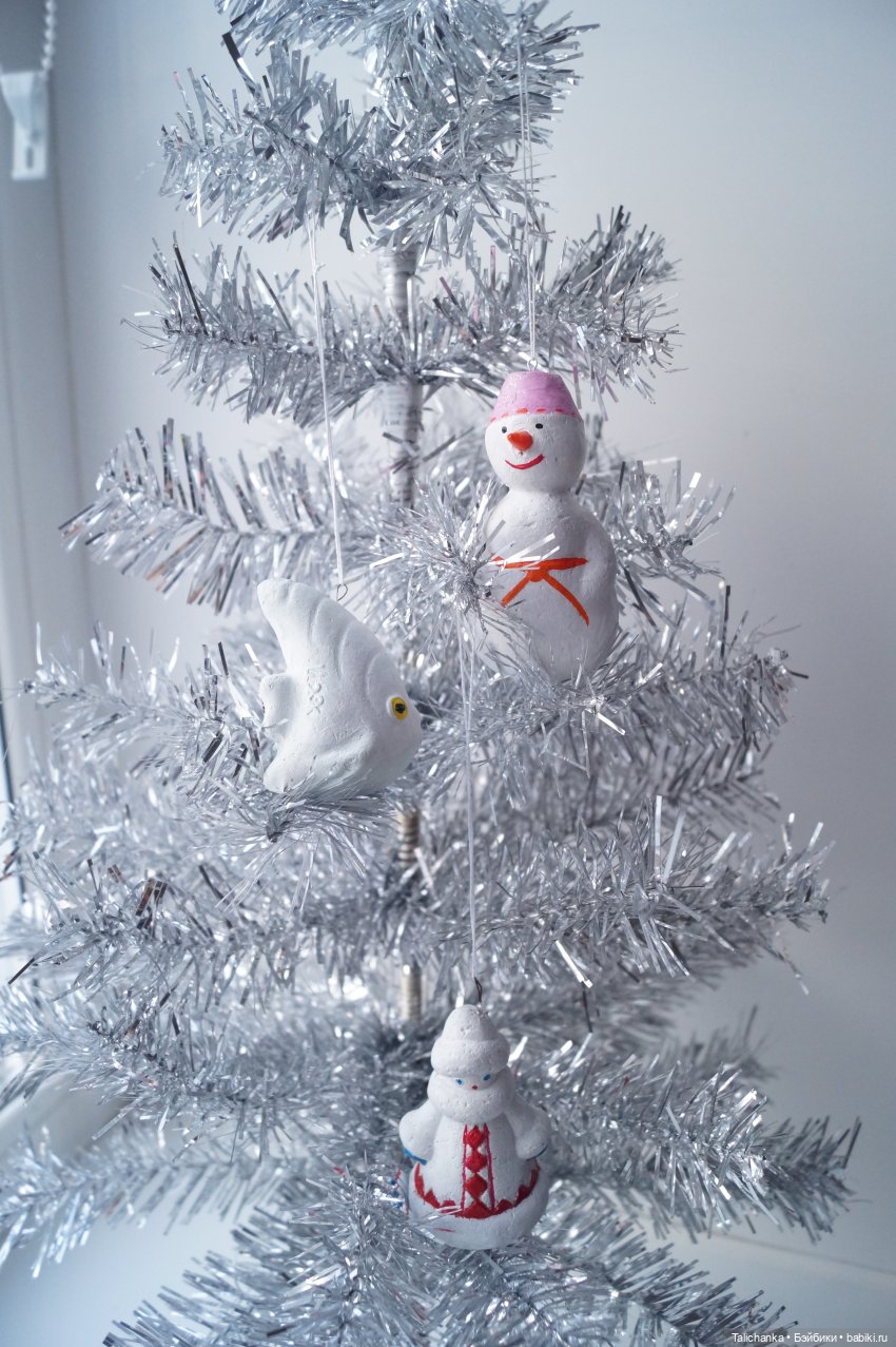 Четвёртая выписка декабря. Чем закрыть глубокие царапины в пенопластовых игрушках