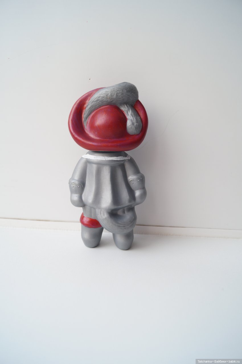 Первая выписка января. Большая мягкая куколка выздоровела и нарядилась. Антошка Кругозор поправился. Работаем с