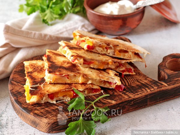 Третья выписка февраля. Малышка найдёнка выздоровела: прошили волосы, отмыли почеркушки. Как очистить ржавчину. Девочка