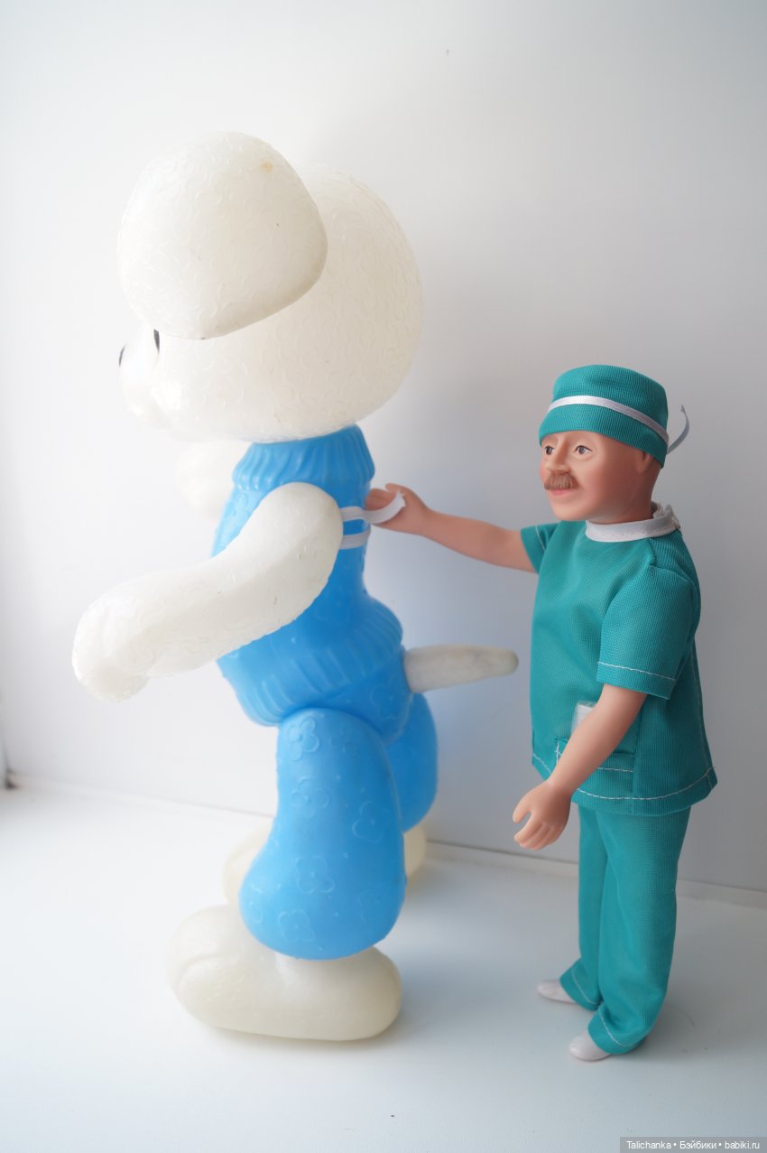 Вторая выписка марта. Как убрать следы горячего пистолета с куклы. Восстанавливаем волосы. Перетяжка пупсика и собачки