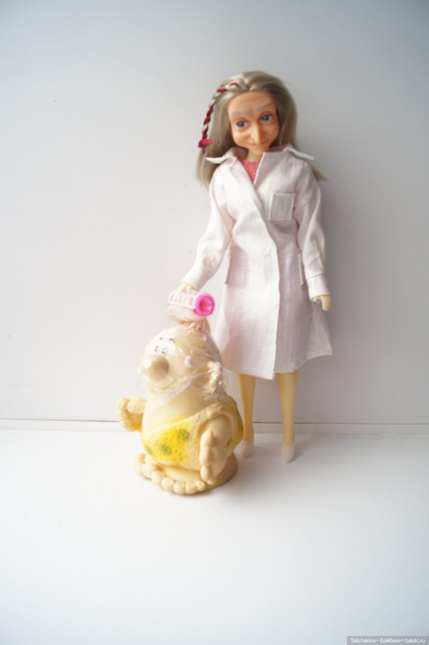 Вторая выписка марта. Как убрать следы горячего пистолета с куклы. Восстанавливаем волосы. Перетяжка пупсика и собачки