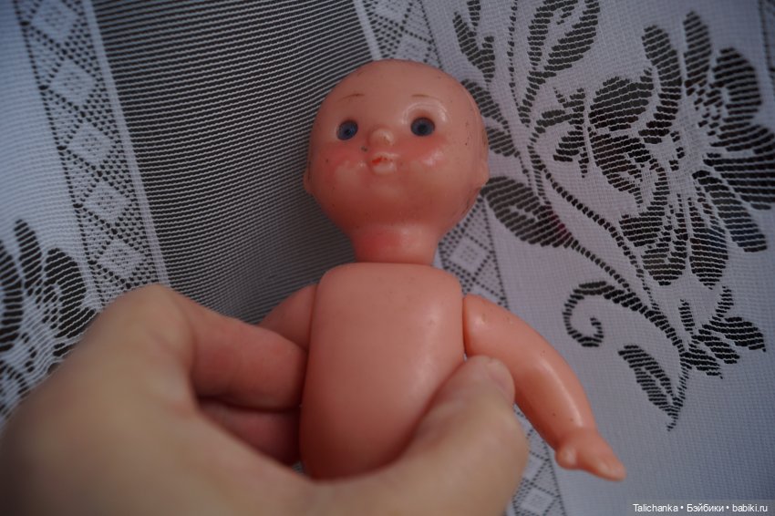 Вторая выписка марта. Как убрать следы горячего пистолета с куклы. Восстанавливаем волосы. Перетяжка пупсика и собачки