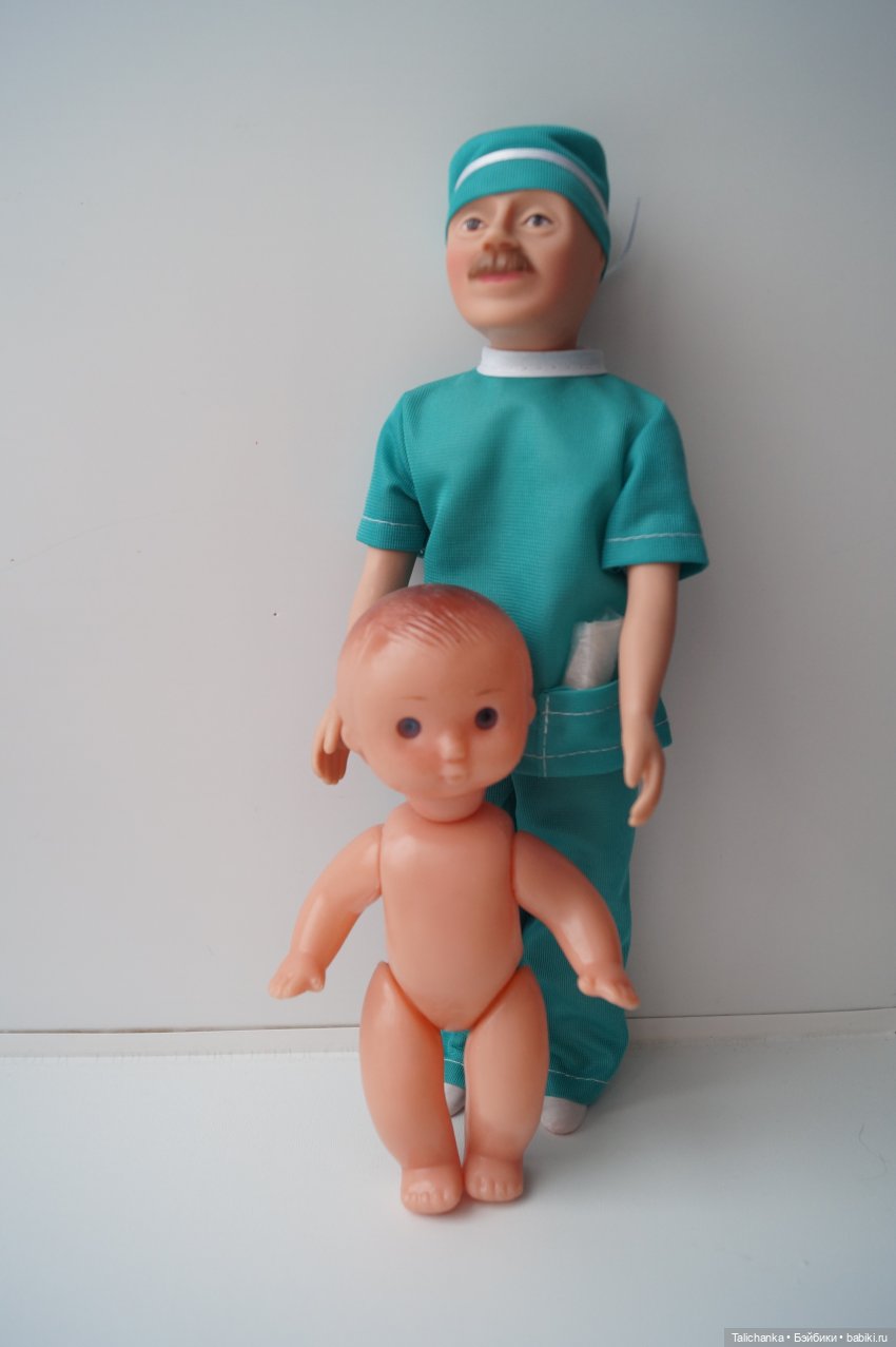 Вторая выписка марта. Как убрать следы горячего пистолета с куклы. Восстанавливаем волосы. Перетяжка пупсика и собачки