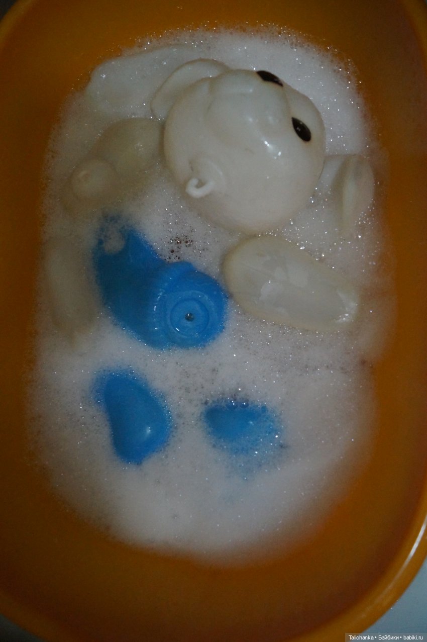 Вторая выписка марта. Как убрать следы горячего пистолета с куклы. Восстанавливаем волосы. Перетяжка пупсика и собачки (фото