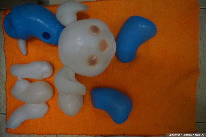 Вторая выписка марта. Как убрать следы горячего пистолета с куклы. Восстанавливаем волосы. Перетяжка пупсика и собачки (фото